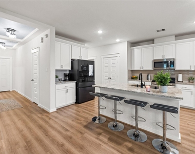 4604 Spoon Bill Cove Drive - Photo Thumbnail 4