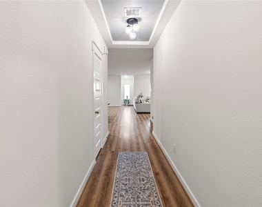 4604 Spoon Bill Cove Drive - Photo Thumbnail 2
