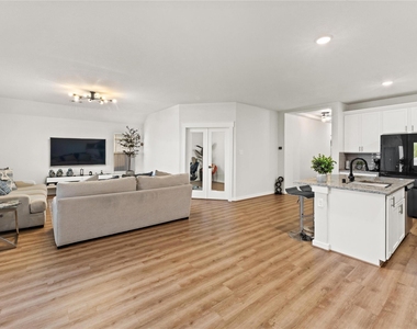 4604 Spoon Bill Cove Drive - Photo Thumbnail 6