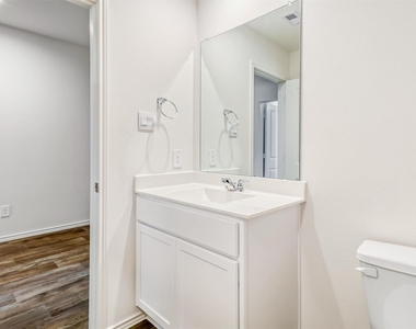 30846 Brightwell Bend - Photo Thumbnail 13