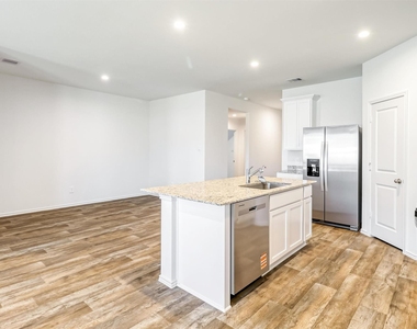 30846 Brightwell Bend - Photo Thumbnail 9