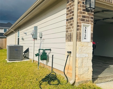 31726 Sutton Meadows Lane - Photo Thumbnail 6