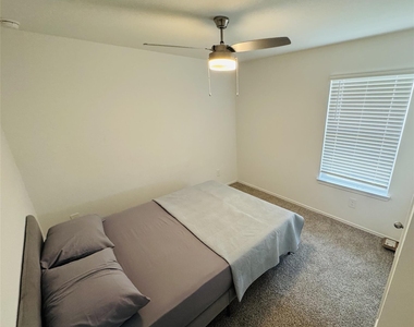 31726 Sutton Meadows Lane - Photo Thumbnail 16