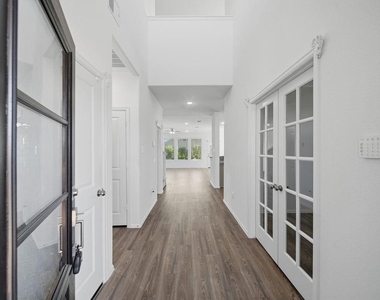 14230 Overbrook Willow Way - Photo Thumbnail 3