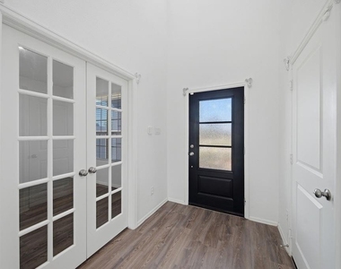 14230 Overbrook Willow Way - Photo Thumbnail 4