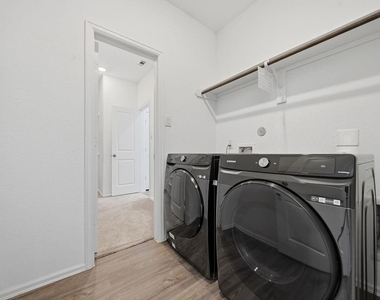 14230 Overbrook Willow Way - Photo Thumbnail 23