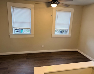 4103 Delhi Street - Photo Thumbnail 28