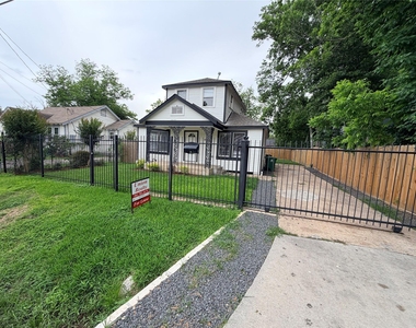4103 Delhi Street - Photo Thumbnail 1
