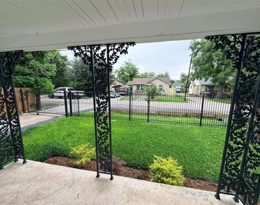4103 Delhi Street - Photo Thumbnail 4