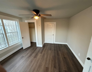 4103 Delhi Street - Photo Thumbnail 24