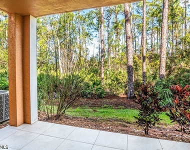 1240 Wildwood Lakes Boulevard - Photo Thumbnail 7