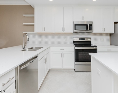 5467 Double Eagle Circle - Photo Thumbnail 19