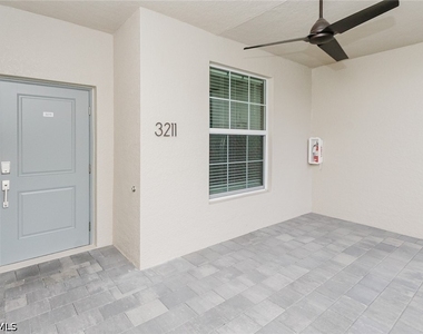 5467 Double Eagle Circle - Photo Thumbnail 4