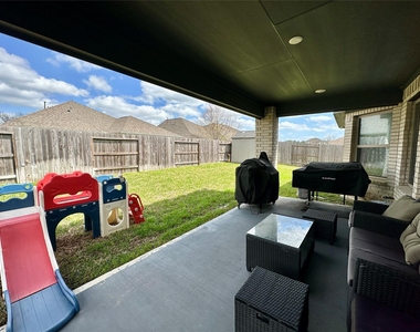19218 Jenny Creek Court - Photo Thumbnail 14