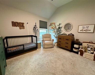 19218 Jenny Creek Court - Photo Thumbnail 4