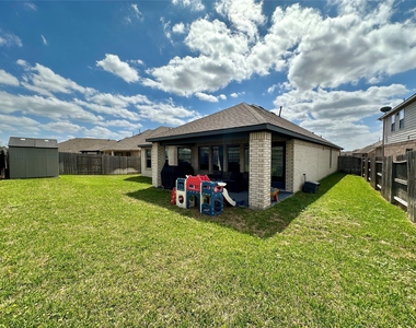 19218 Jenny Creek Court - Photo Thumbnail 15