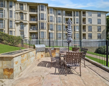 5353 Memorial Drive - Photo Thumbnail 13