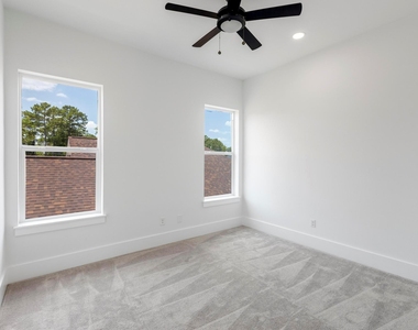 114 Bentwood Dr - Photo Thumbnail 23