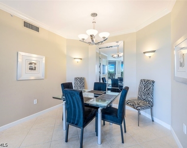 325 Dunes Boulevard - Photo Thumbnail 8