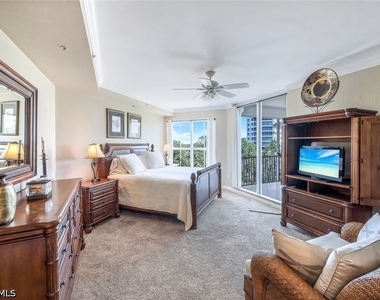 325 Dunes Boulevard - Photo Thumbnail 9