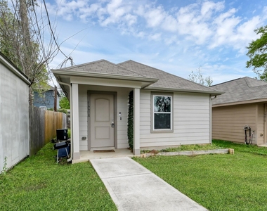16618 E Hammon - Photo Thumbnail 1
