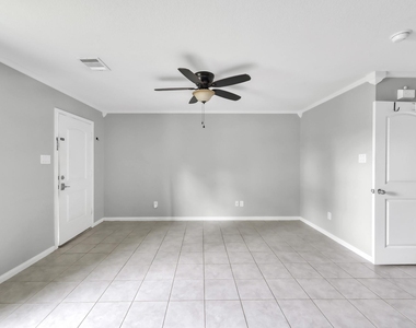 16618 E Hammon - Photo Thumbnail 5