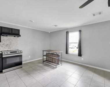 16618 E Hammon - Photo Thumbnail 7