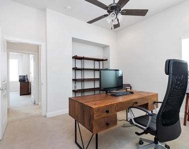 1221 Bonner Street - Photo Thumbnail 26
