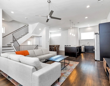 1221 Bonner Street - Photo Thumbnail 11