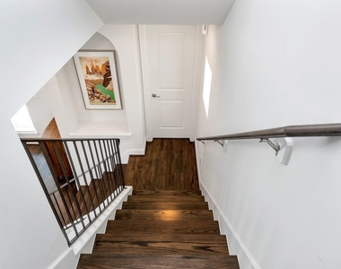 1221 Bonner Street - Photo Thumbnail 17