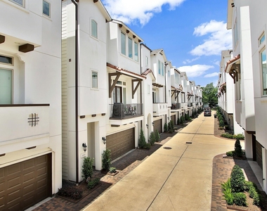 1221 Bonner Street - Photo Thumbnail 31