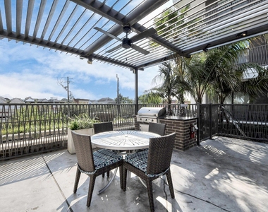 5454 Washington St Avenue - Photo Thumbnail 34