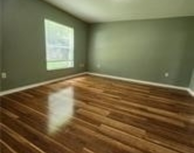 2431 Hawks Preserve Drive - Photo Thumbnail 7