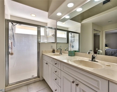 8207 Ibis Cove Circle - Photo Thumbnail 16