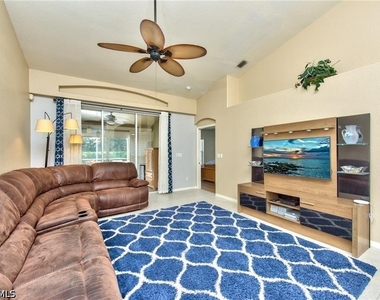 8207 Ibis Cove Circle - Photo Thumbnail 2