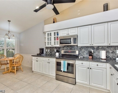 8207 Ibis Cove Circle - Photo Thumbnail 7