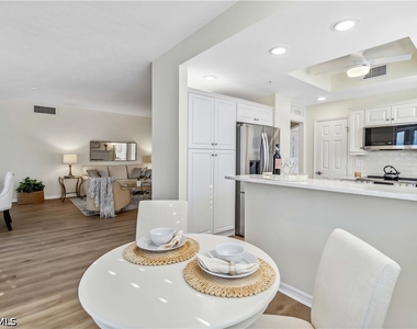 1001 Arbor Lake Drive - Photo Thumbnail 18