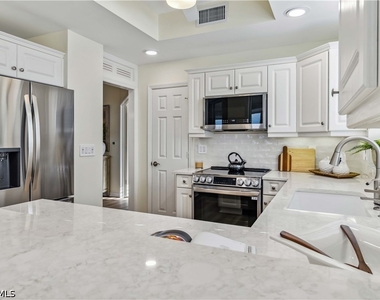 1001 Arbor Lake Drive - Photo Thumbnail 15