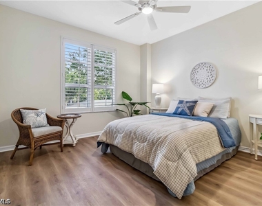 1001 Arbor Lake Drive - Photo Thumbnail 19