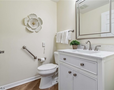 1001 Arbor Lake Drive - Photo Thumbnail 31