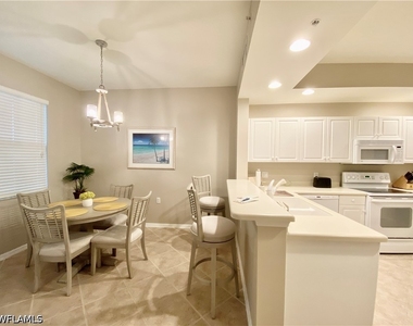 3455 Laurel Greens Lane S - Photo Thumbnail 6