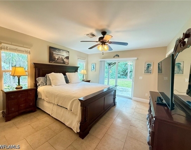 6140 Standing Oaks - Photo Thumbnail 9