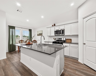 40310 Bermuda Ivy Street - Photo Thumbnail 11