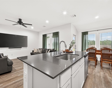 40310 Bermuda Ivy Street - Photo Thumbnail 15