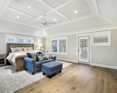 444 2nd Avenue N - Photo Thumbnail 8