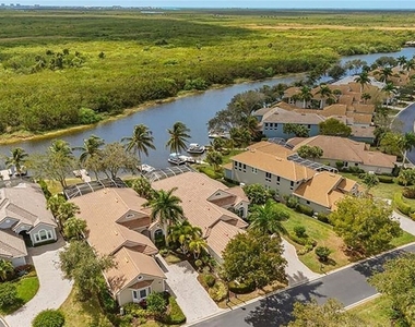 8476 Mallards Point - Photo Thumbnail 2