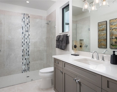 2938 Coco Lakes Drive - Photo Thumbnail 11