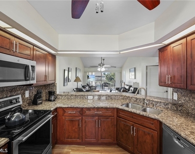 2050 W Crown Pointe Boulevard - Photo Thumbnail 10