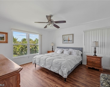 2050 W Crown Pointe Boulevard - Photo Thumbnail 12