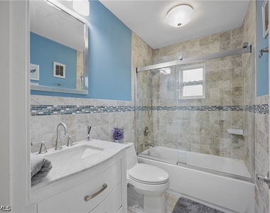 2050 W Crown Pointe Boulevard - Photo Thumbnail 18